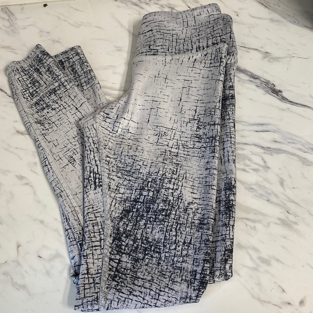 ALO yoga leggings